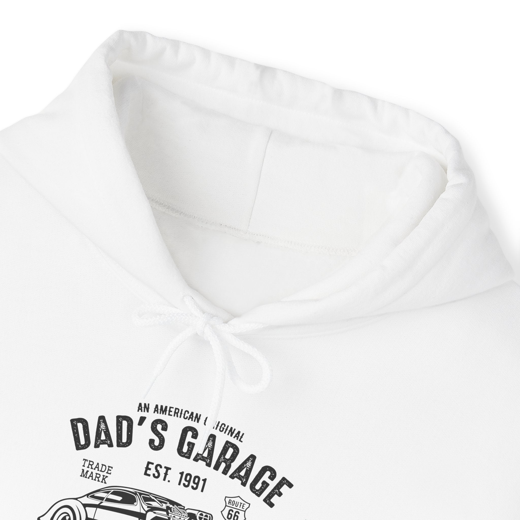 "DAD'S GARAGE CUSTOM QUALITY" Unisex Heavy Blend™ Hooded Sweatshirt