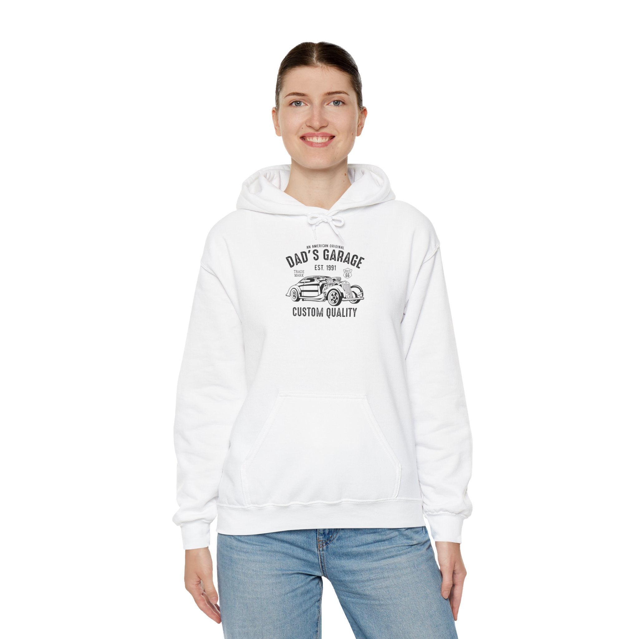 "DAD'S GARAGE CUSTOM QUALITY" Unisex Heavy Blend™ Hooded Sweatshirt