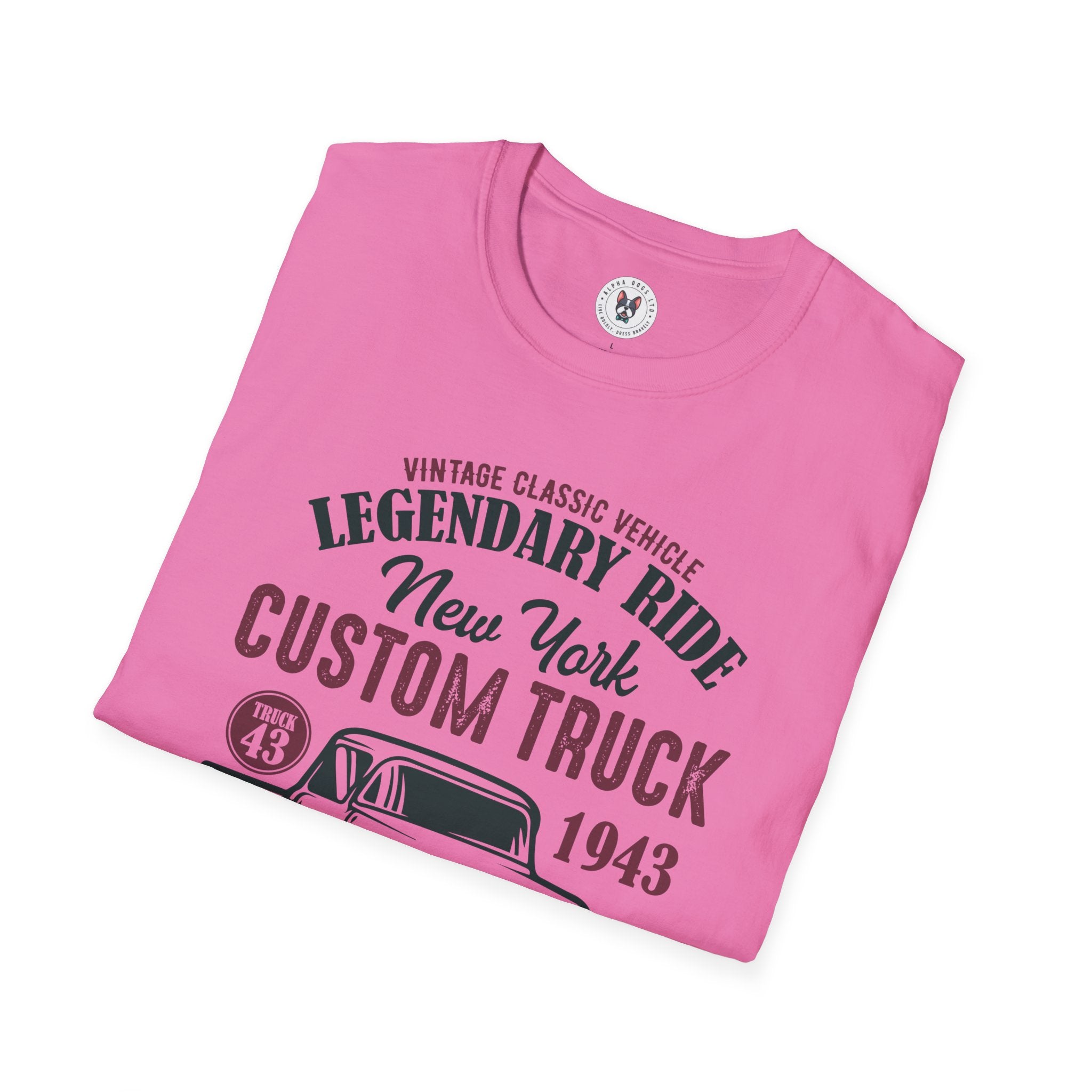 "CUSTOM TRUCK 1943 VINTAGE GARAGE" Unisex Soft style T-Shirt