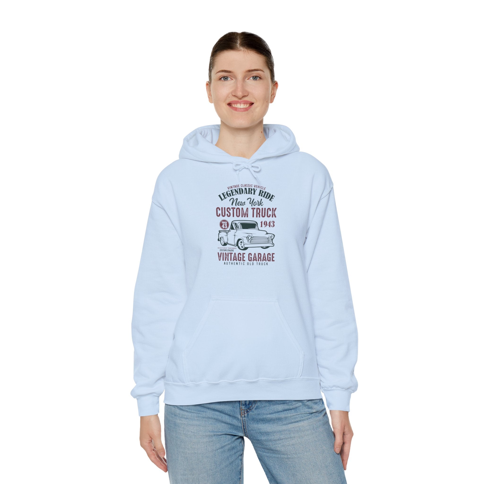 "CUSTOM TRUCK 1943 VINTAGE GARAGE" Unisex Heavy Blend™ Hooded Sweatshirt