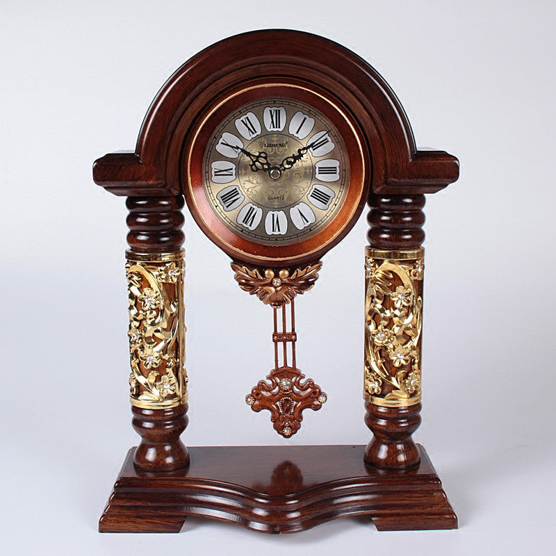 High-end Chinese Retro Decorative Desk Clock For Living Room Atmospheric Silent Clock With Pendulum