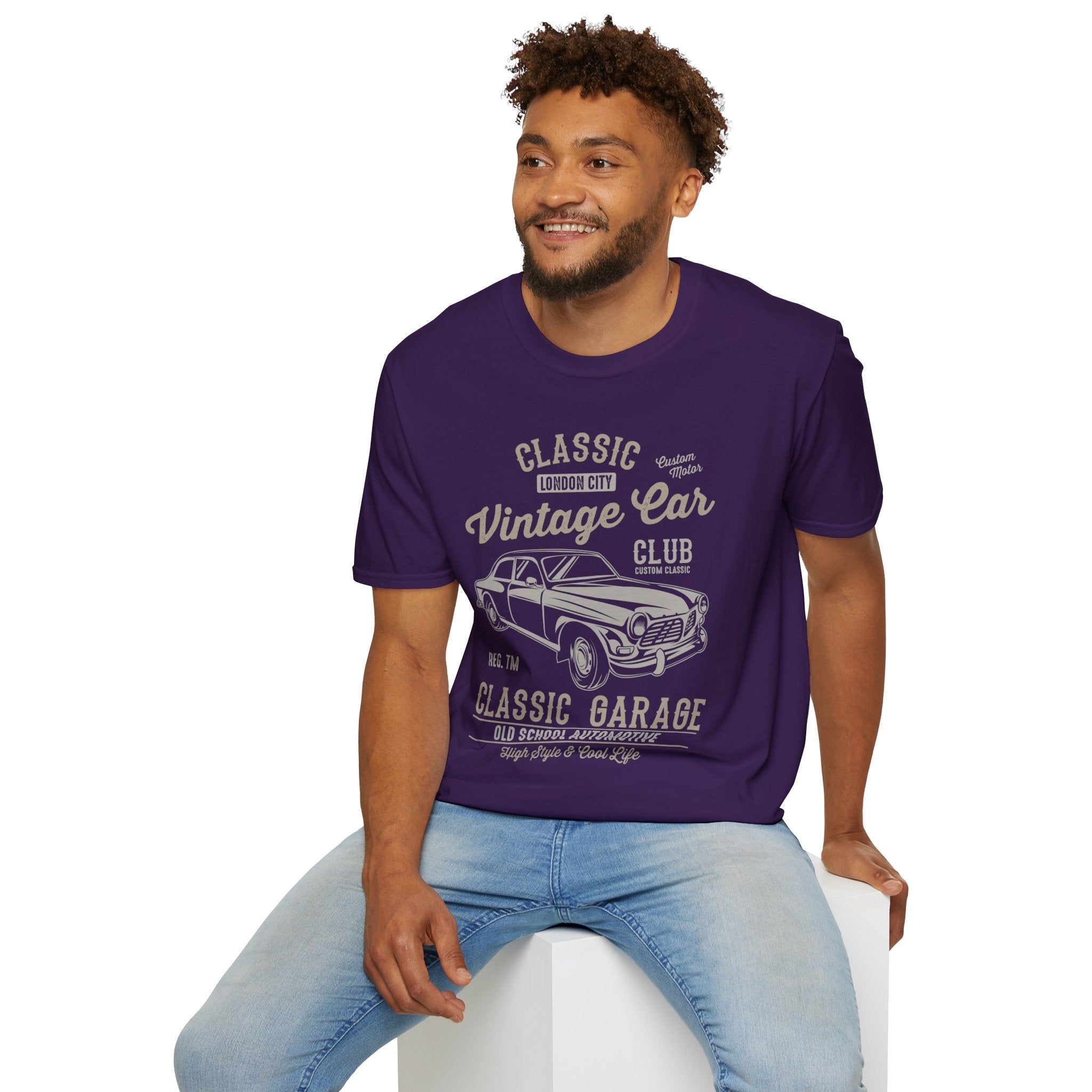 "CLASSIC VINTAGE CAR CLASSIC GARAGE" Unisex Soft style T-Shirt