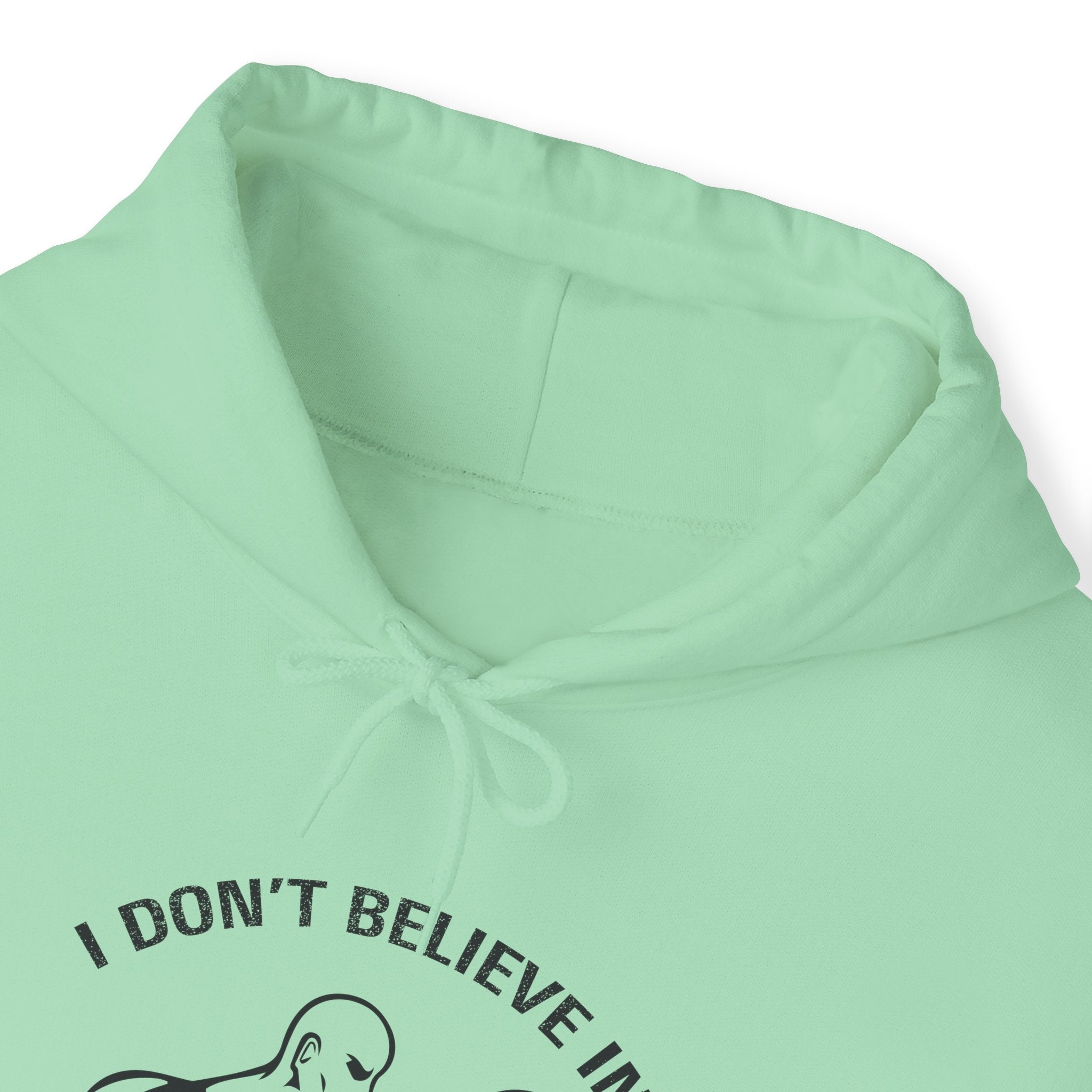 "I Don't Believe In Magic I Believe In Workouts" Unisex Heavy Blend™ Hooded Sweatshirt