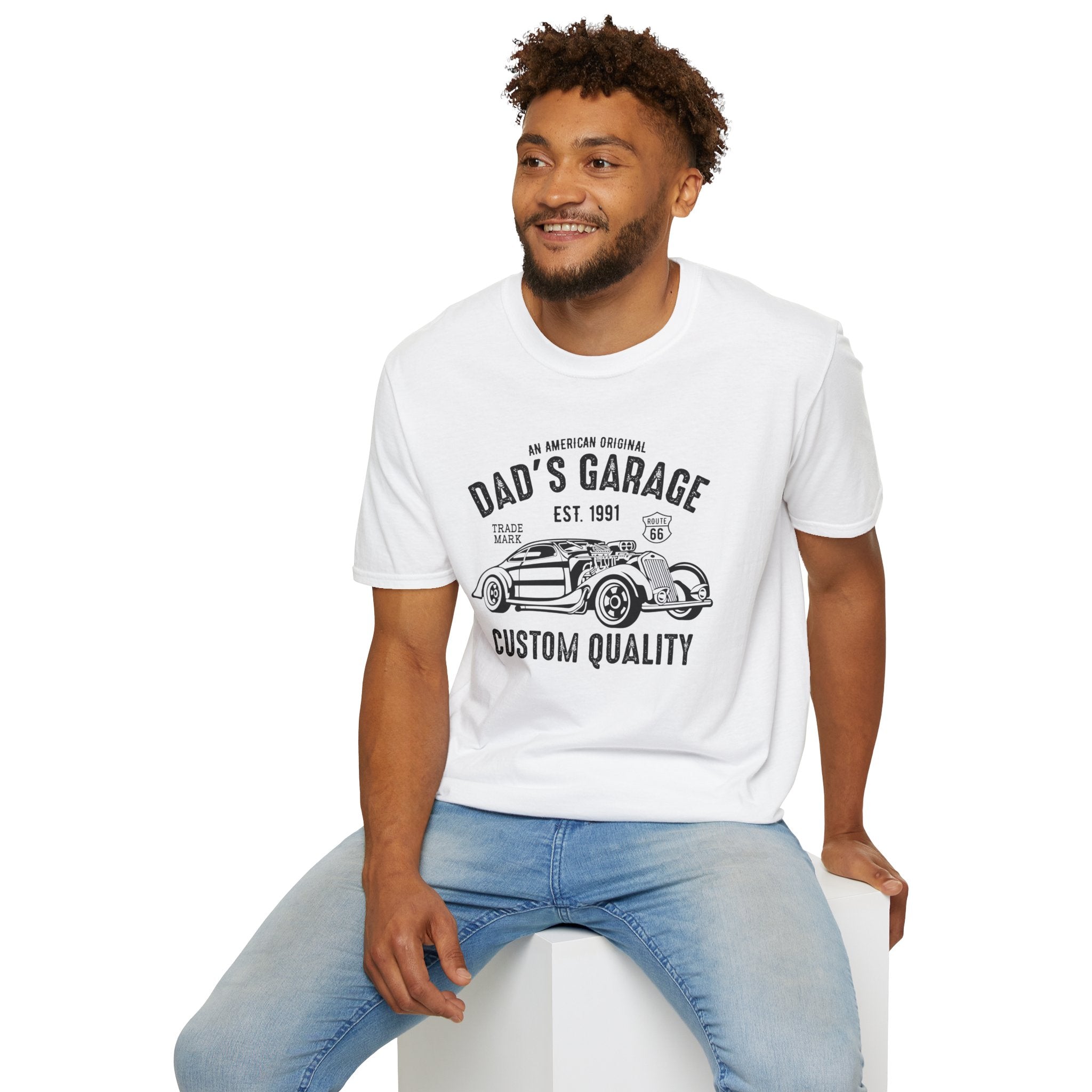 "DAD'S GARAGE CUSTOM QUALITY" Unisex Soft style T-Shirt