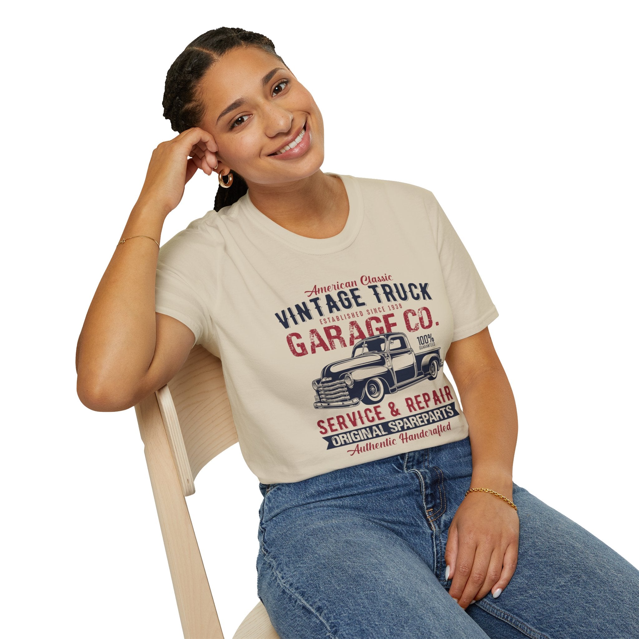 "AMERICAN CLASSIC VINTAGE TRUCK ESTABLISHED SINCE 1938 GARAGE CO. SERVICE & REPAIR ORIGINAL SPARE PARTS AUTHENTIC HANDCRAFTED" Unisex Soft style T-Shirt