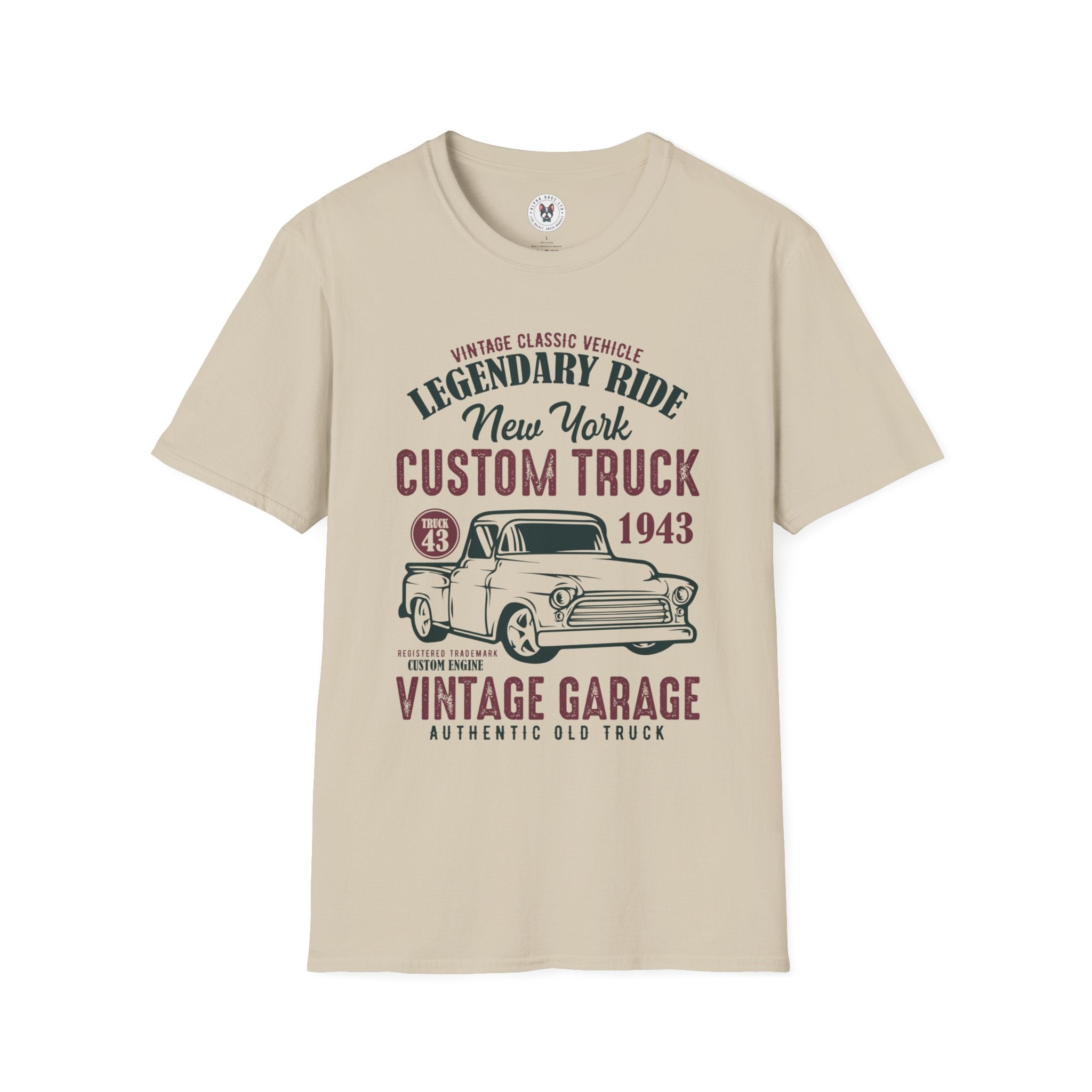 "CUSTOM TRUCK 1943 VINTAGE GARAGE" Unisex Soft style T-Shirt