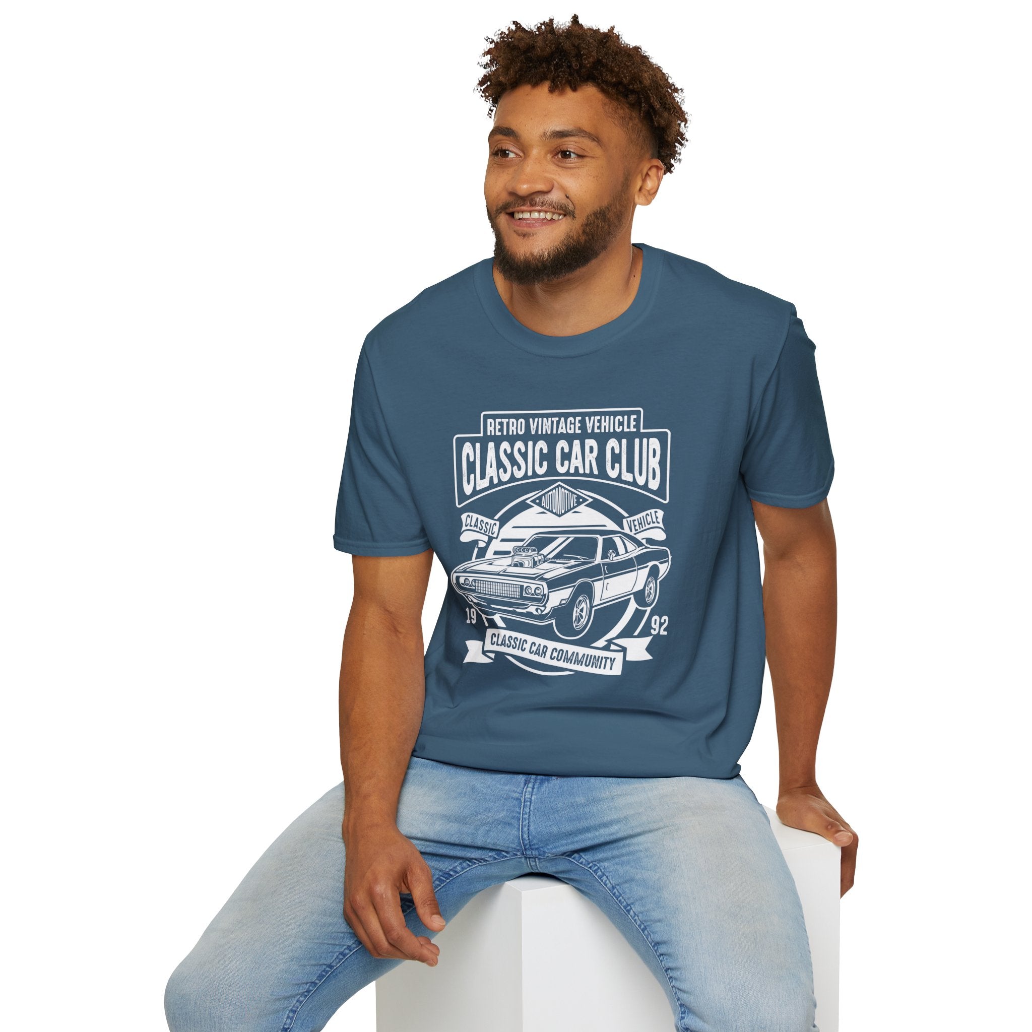 "RETRO VINTAGE VEHICLE CLASSIC CAR CLUB CLASSIC CAR COMMUNITY" Unisex Soft style T-Shirt